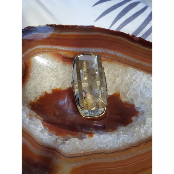 Vintage Lipstick Holder - Picture 2 of 3